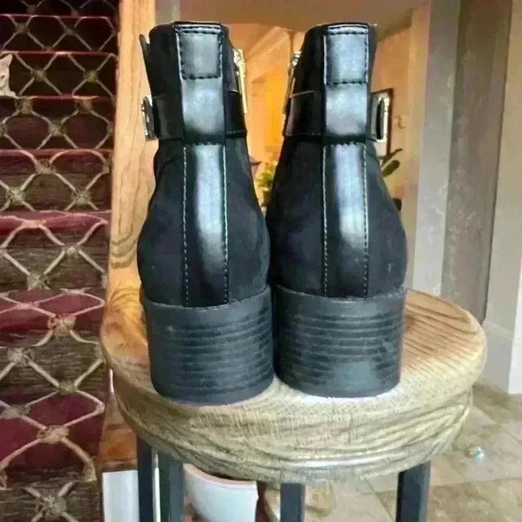 Tommy Hilfiger black booties 9. Brand new never worn. 2” heel. Gold accents - Picture 10 of 15